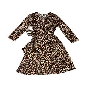 Women’s Large cheetah print wrap style dress